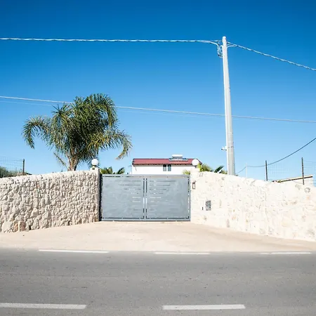 Ada Casa de hóspedes Rosolini